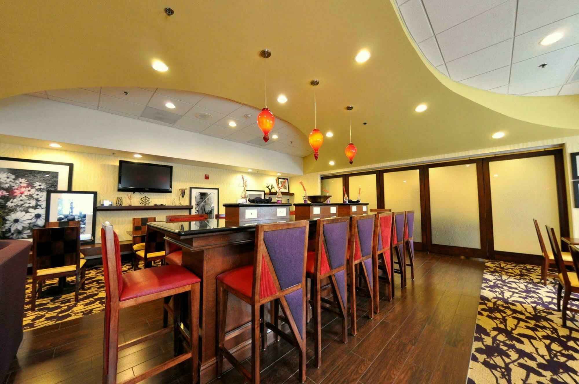 Hampton Inn Richmond - Airport Sandston Restoran fotoğraf