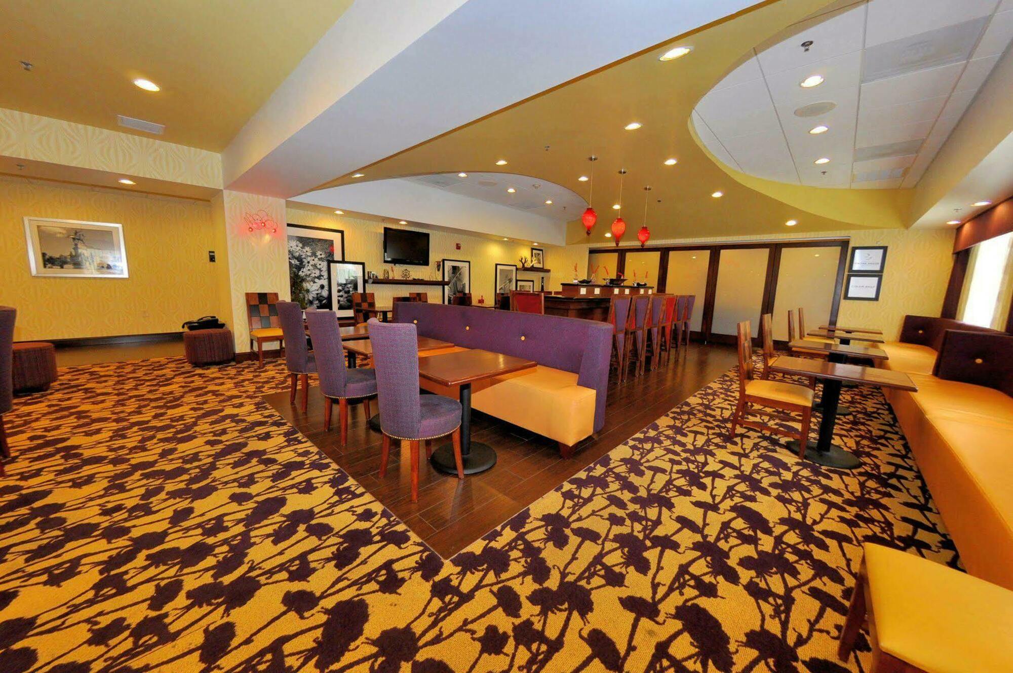 Hampton Inn Richmond - Airport Sandston Restoran fotoğraf