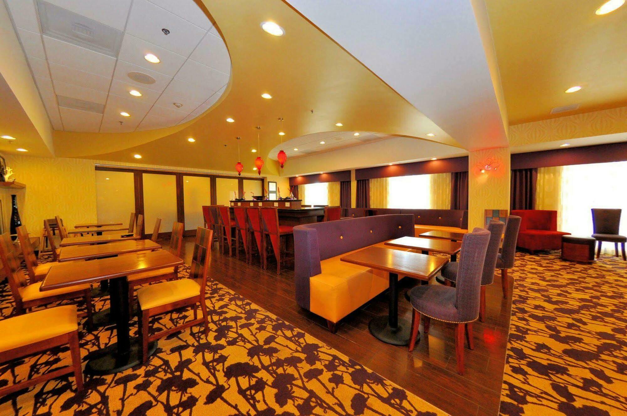 Hampton Inn Richmond - Airport Sandston Restoran fotoğraf